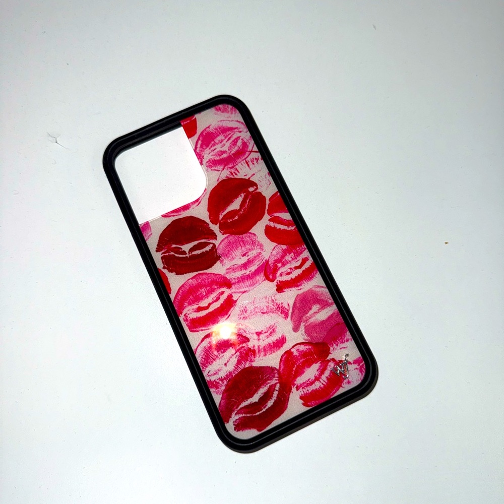Iphone 16 Pro Max wildflower case